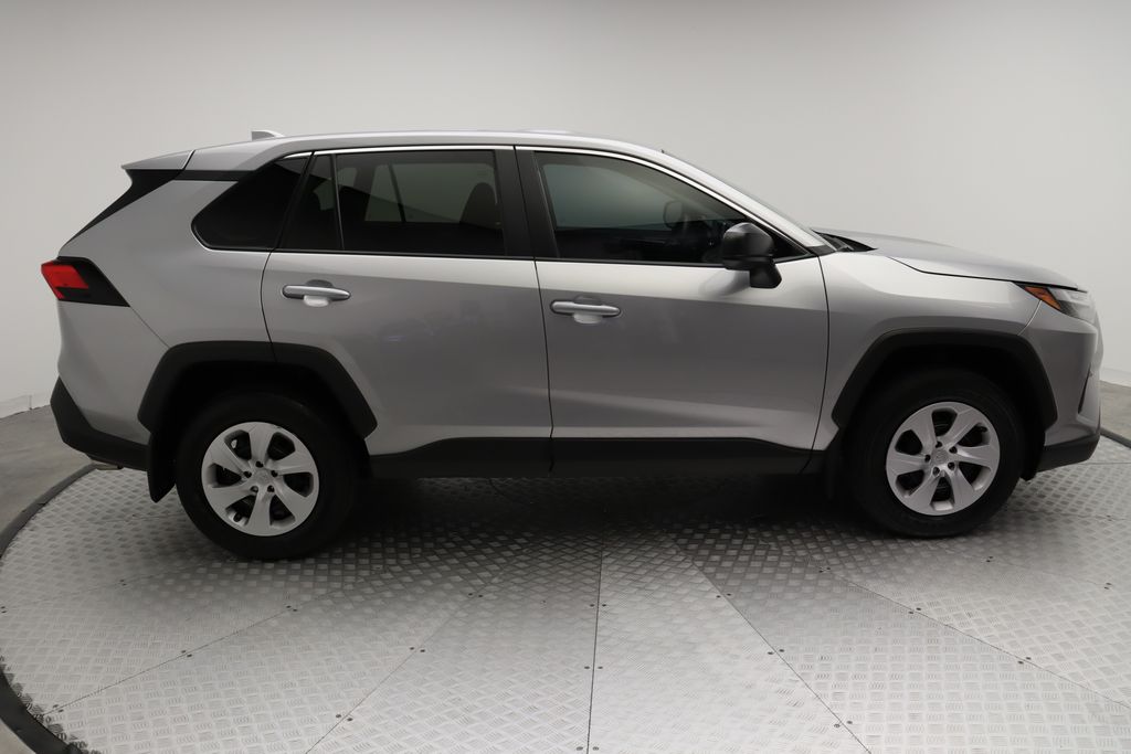 Thumbnail: 2024 Toyota RAV4 - 7