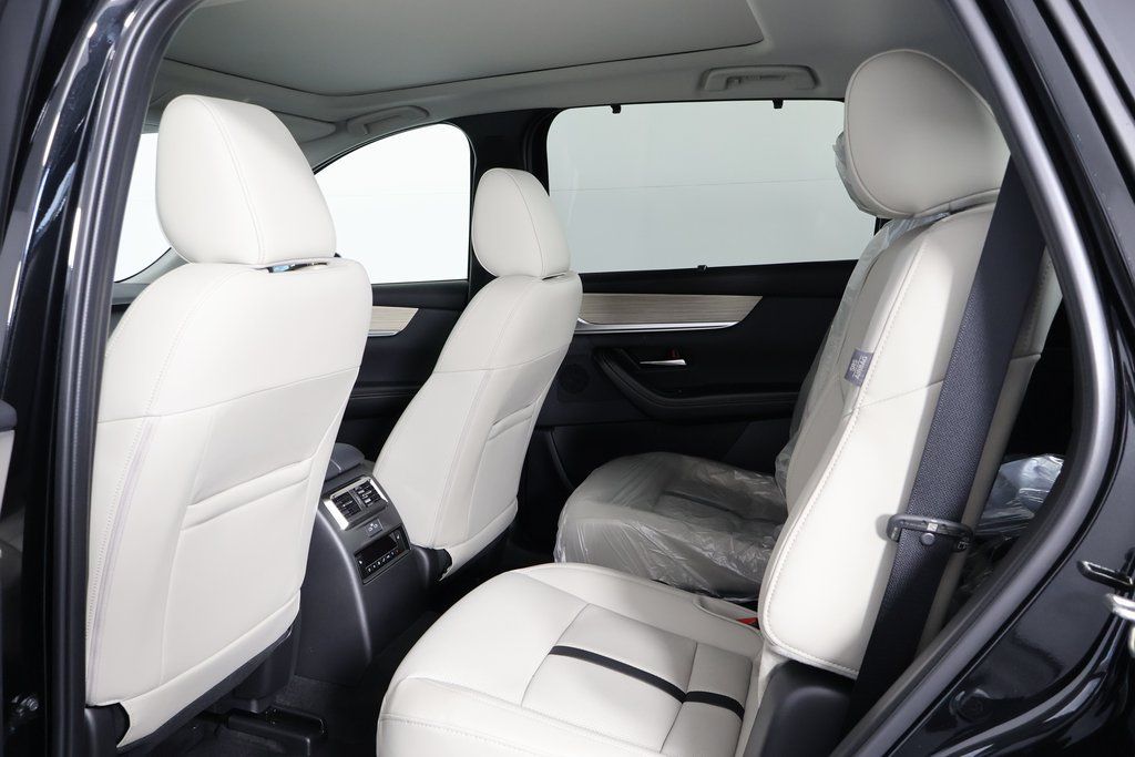 Thumbnail: 2026 Mazda CX-90 - 6