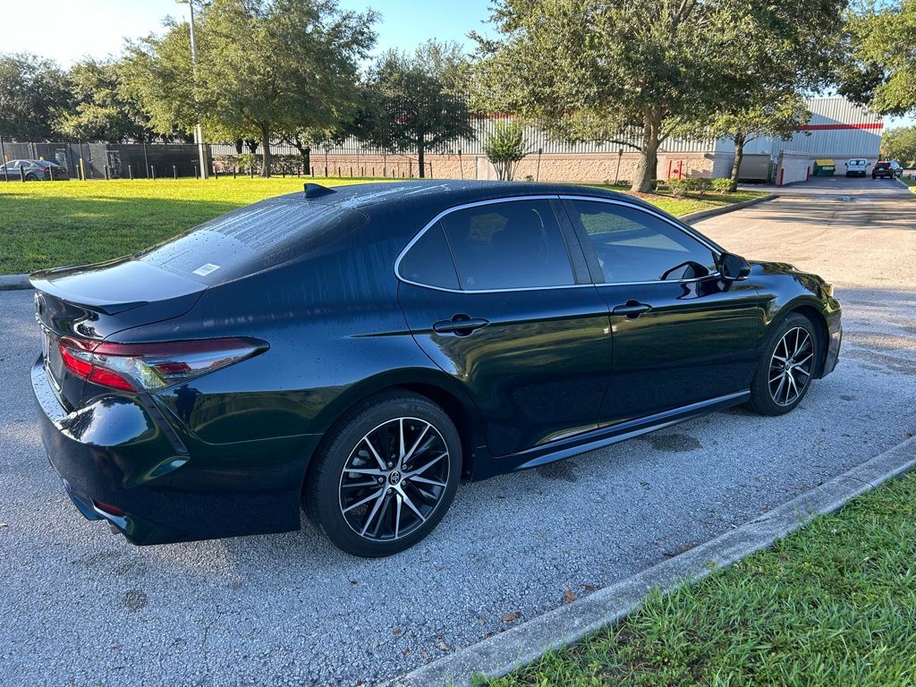 Thumbnail: 2021 Toyota Camry - 5