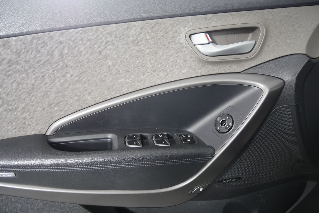 2013 Hyundai Santa Fe Sport 2.0T 8