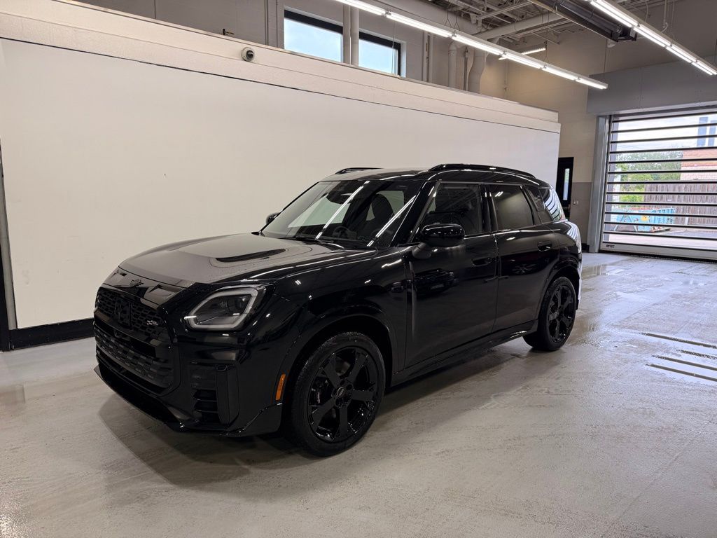 Thumbnail: 2027 MINI Cooper Countryman - 1