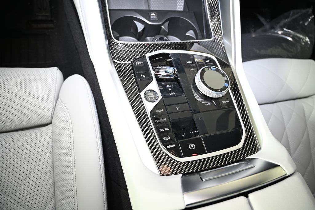 Thumbnail: 2026 BMW X6 - 19