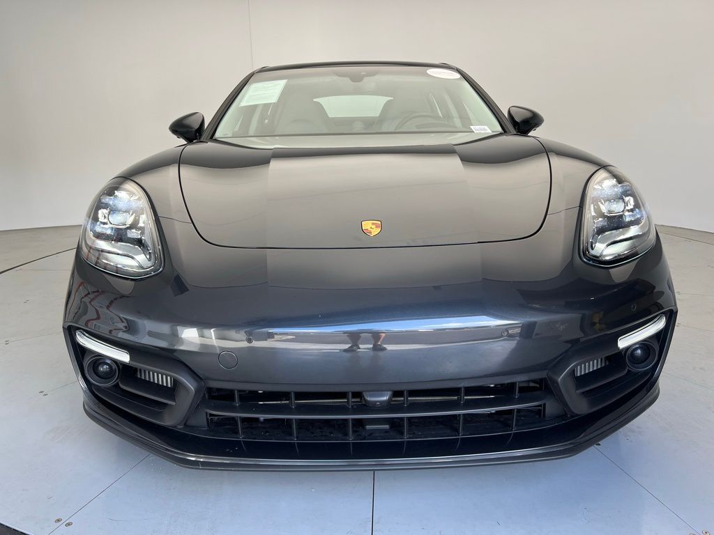 Thumbnail: 2023 Porsche Panamera - 21
