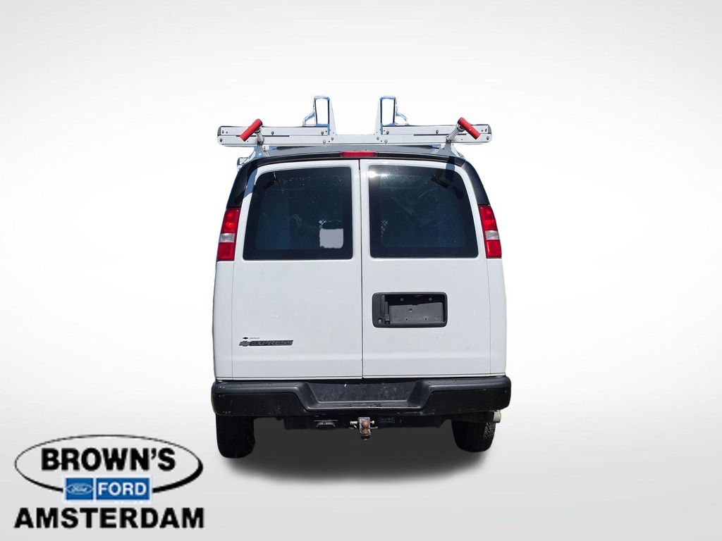 2021 Chevrolet Express 2500 Work Van Cargo - 3