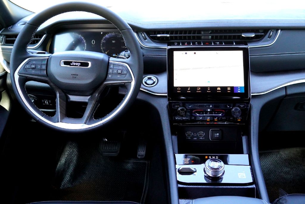 New Car 2025 Jeep Grand Cherokee L  Limited For Sale Under $60,000 In Taylor, Texas