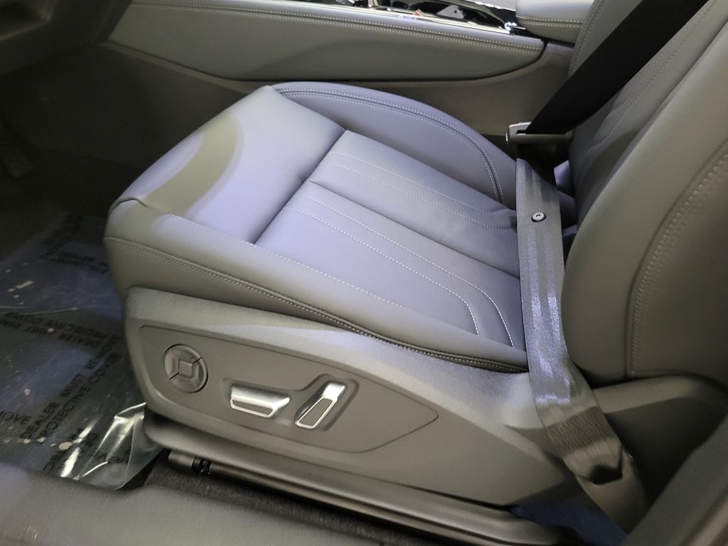 Thumbnail: 2026 Audi Q3 - 26