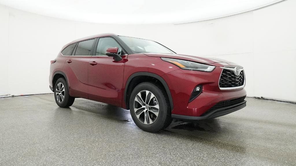 Thumbnail: 2025 Toyota Highlander - 13
