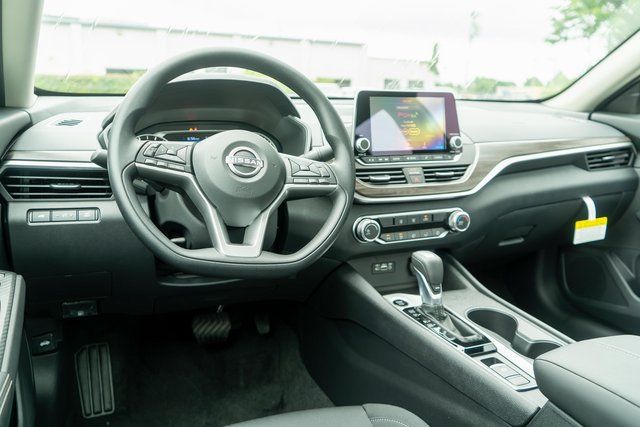 2026 Nissan Altima 2.5 SV - 10