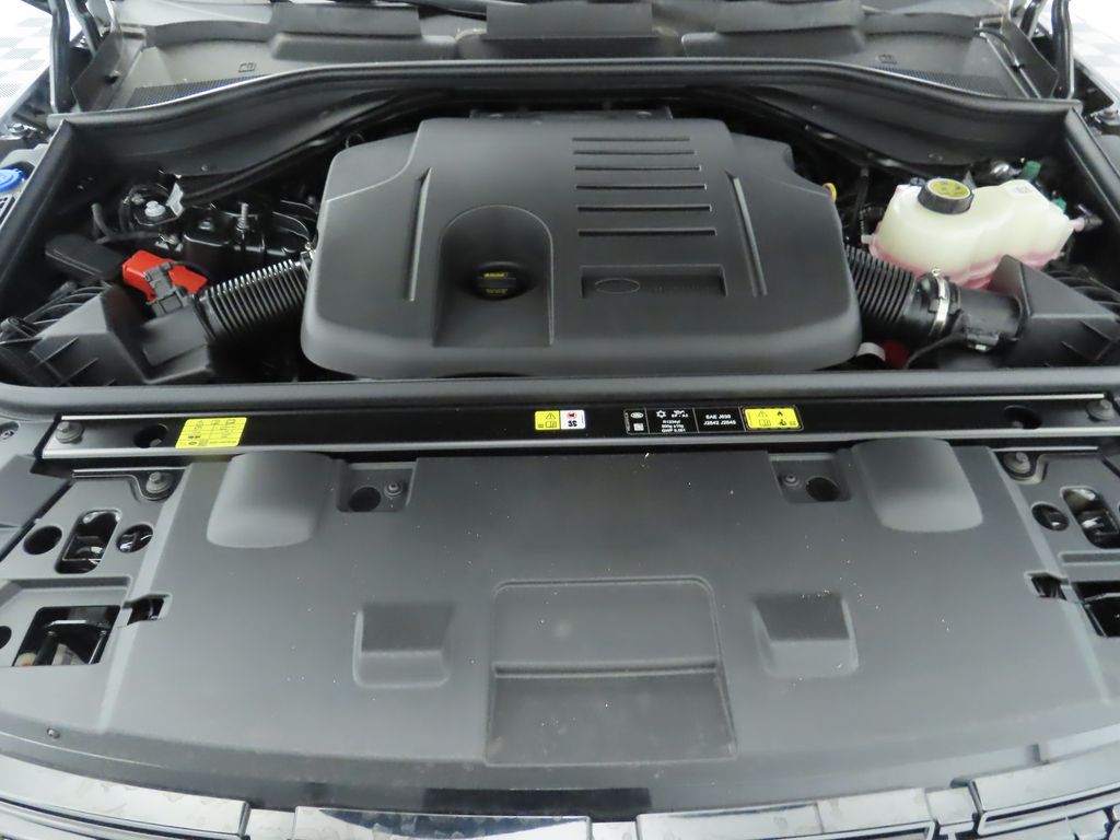 Thumbnail: 2025 Land Rover Range Rover Sport - 31