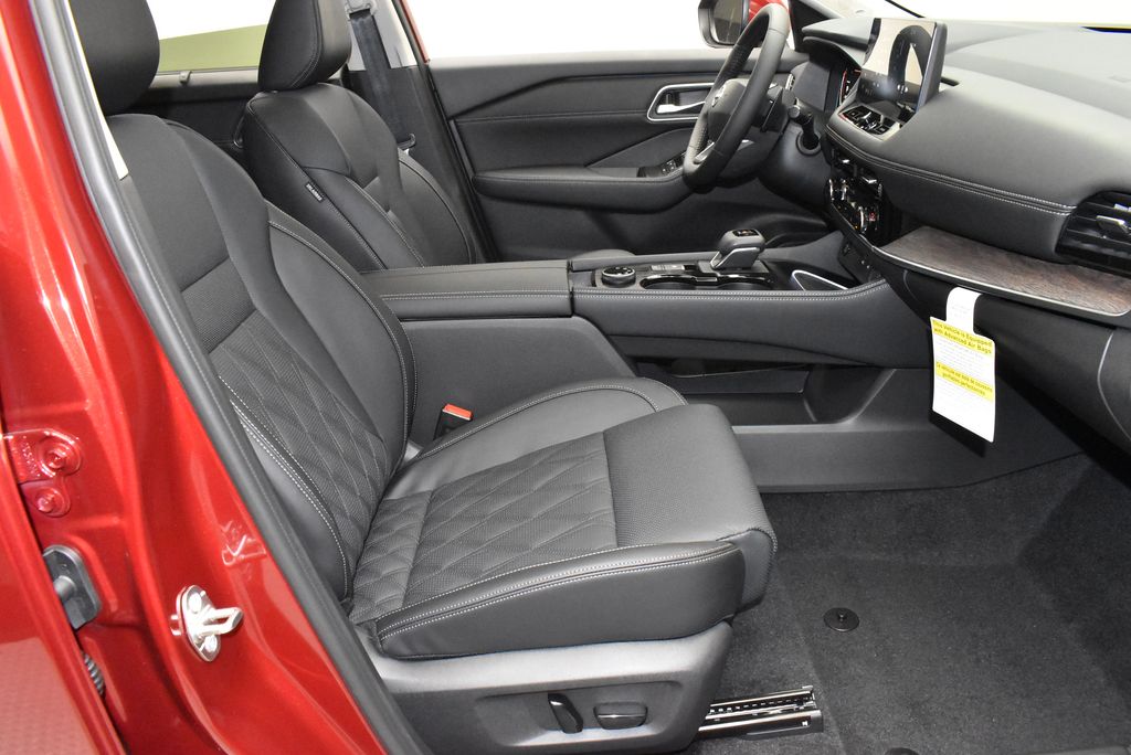 Thumbnail: 2026 Nissan Rogue - 25