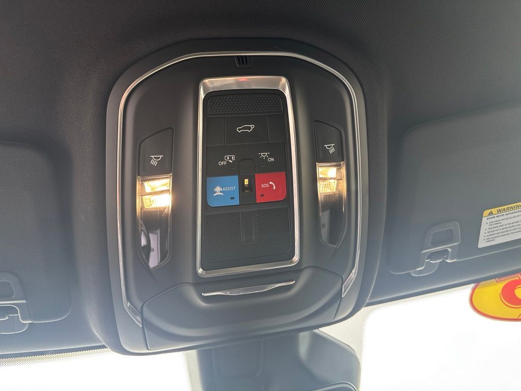 Used 2025 Jeep Grand Cherokee SUV