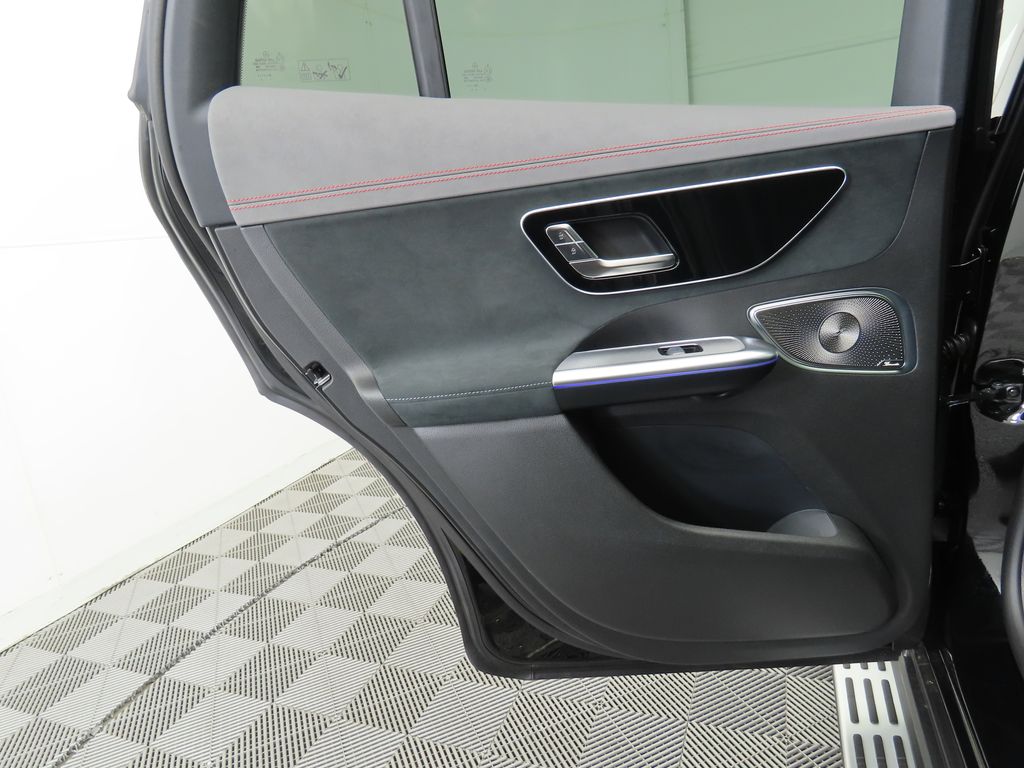 2025 Mercedes-Benz EQE AMG 28