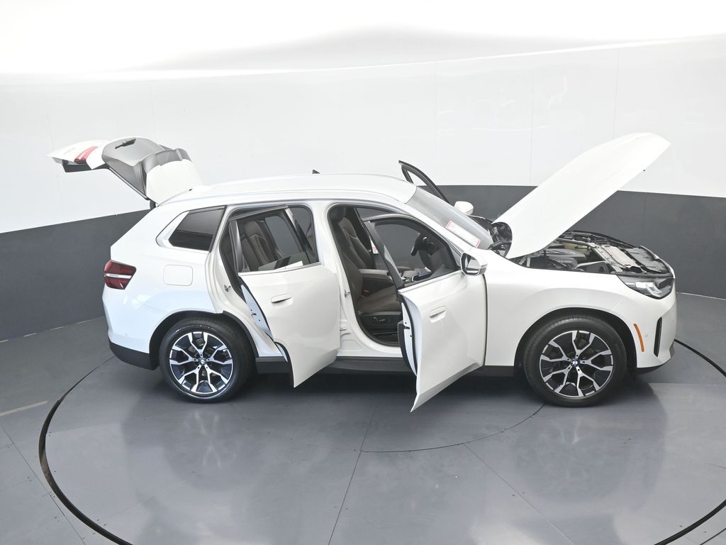 Used 2025 Mineral White Metallic BMW 30 xDrive image 74