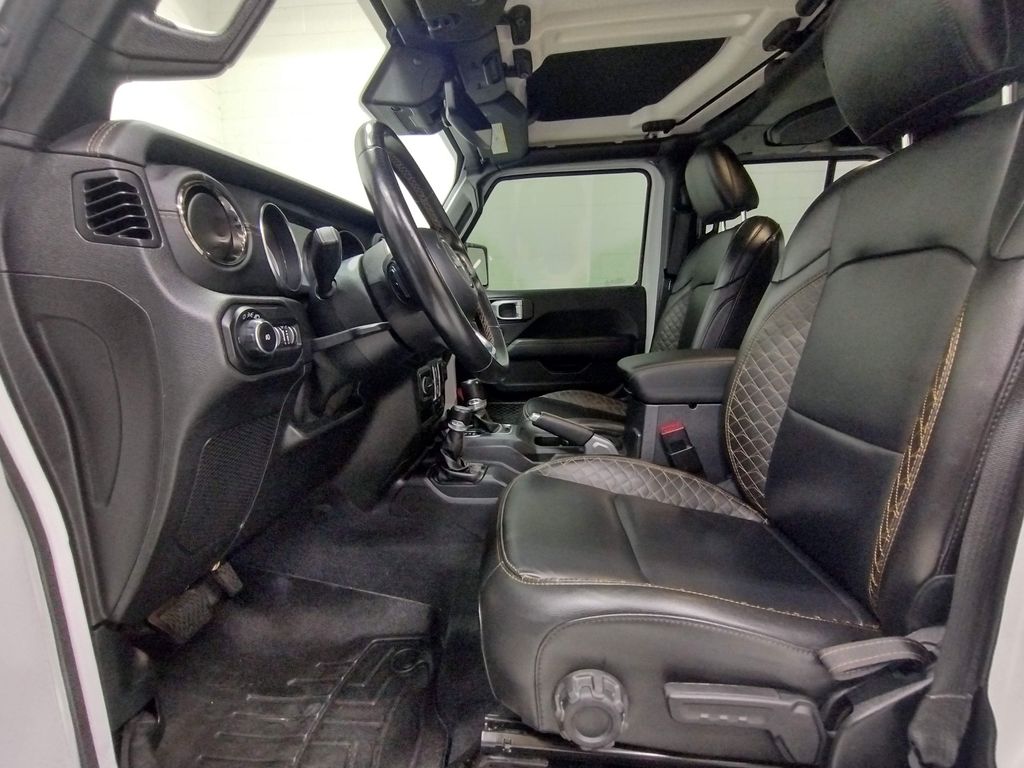 2020 Jeep Wrangler Unlimited Sahara High Altitude