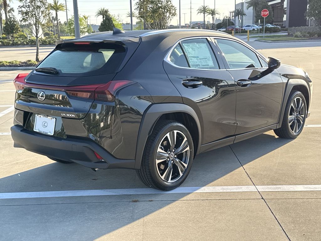 Thumbnail: 2026 Lexus UX - 11