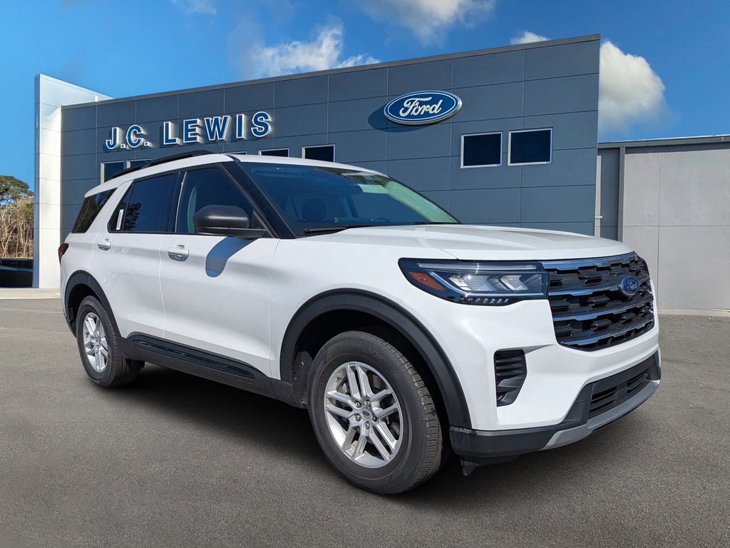 2026 Ford Explorer Active w/200A Pkg