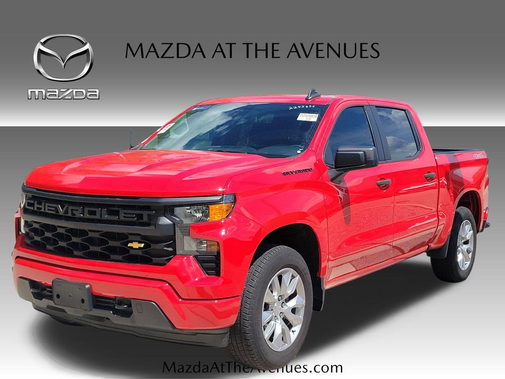 2022 Chevrolet Silverado 1500 Custom