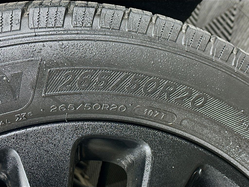 Used 2019 Gray Jeep Altitude image 34