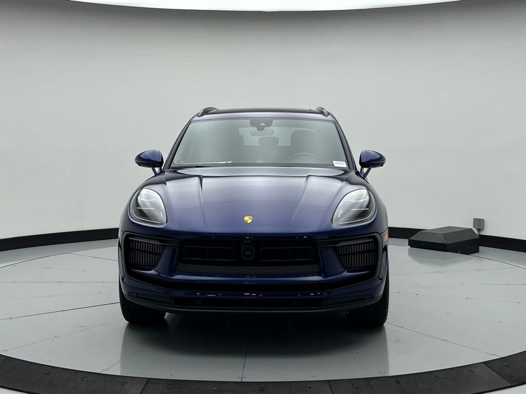 Thumbnail: 2025 Porsche Macan - 6