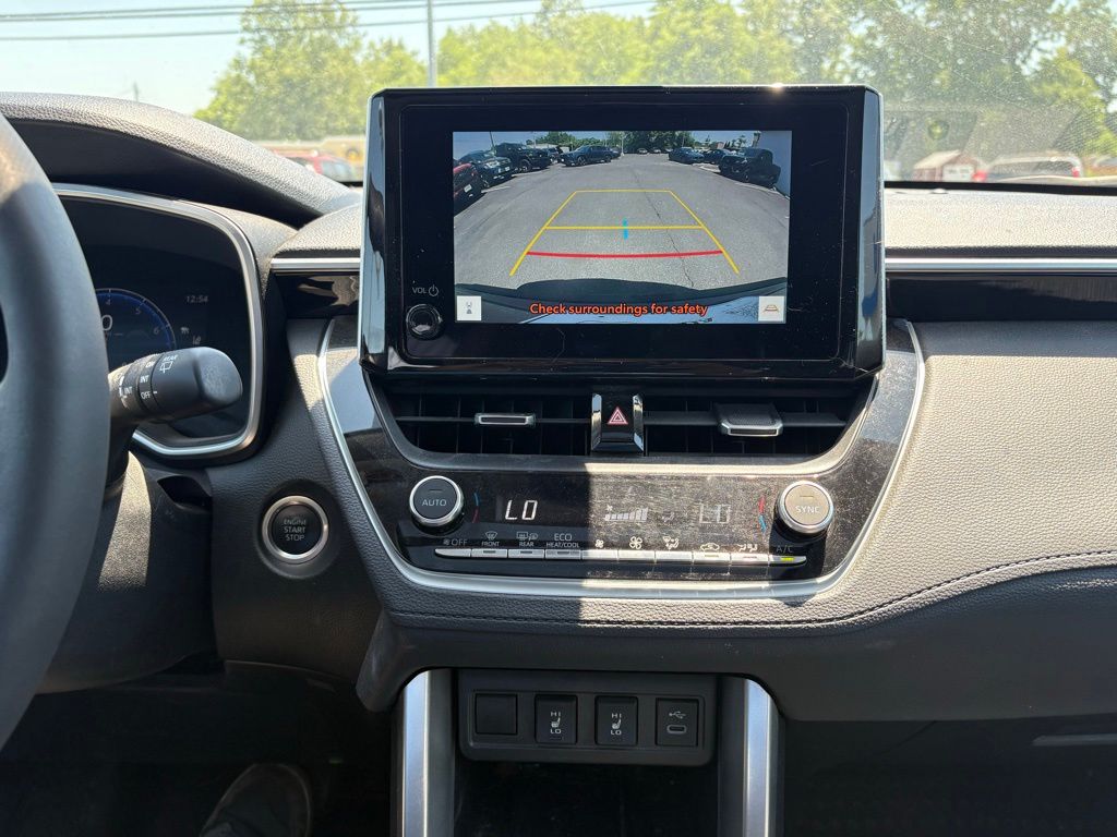 2023 Toyota Corolla Cross XLE