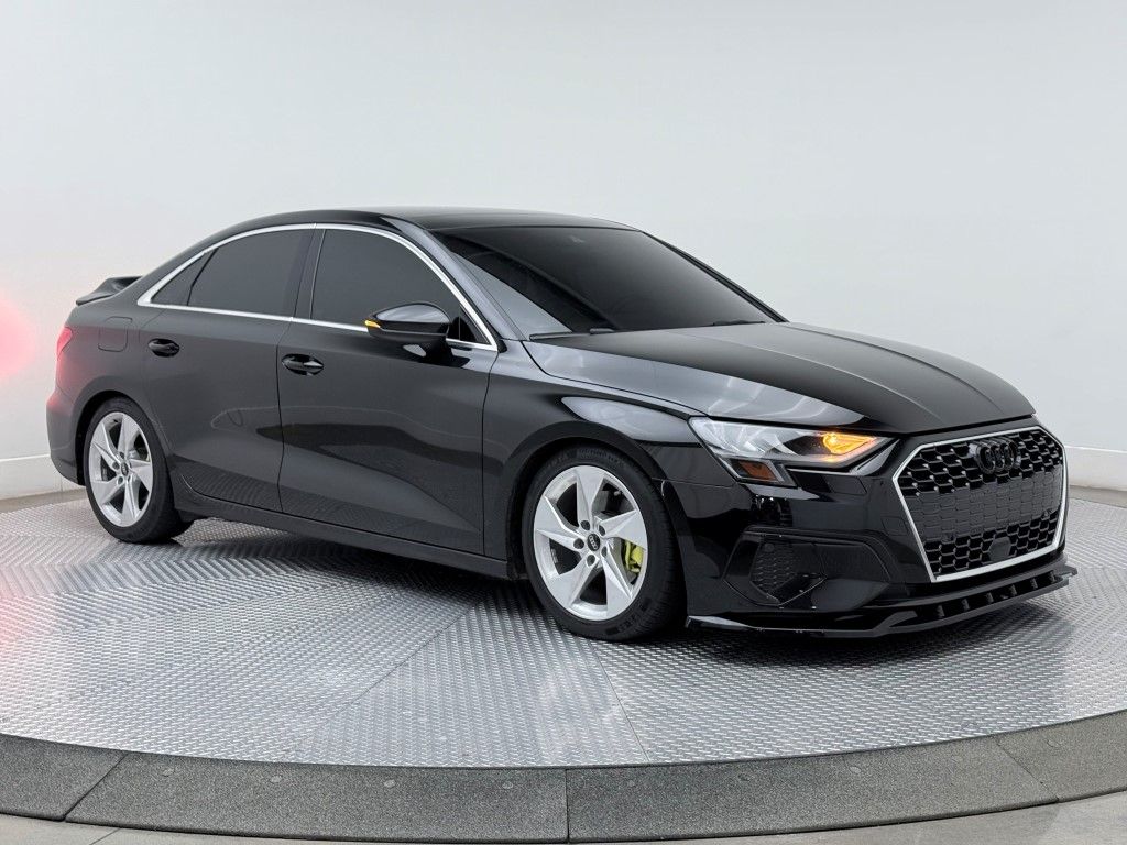 Thumbnail: 2022 Audi A3 - 4