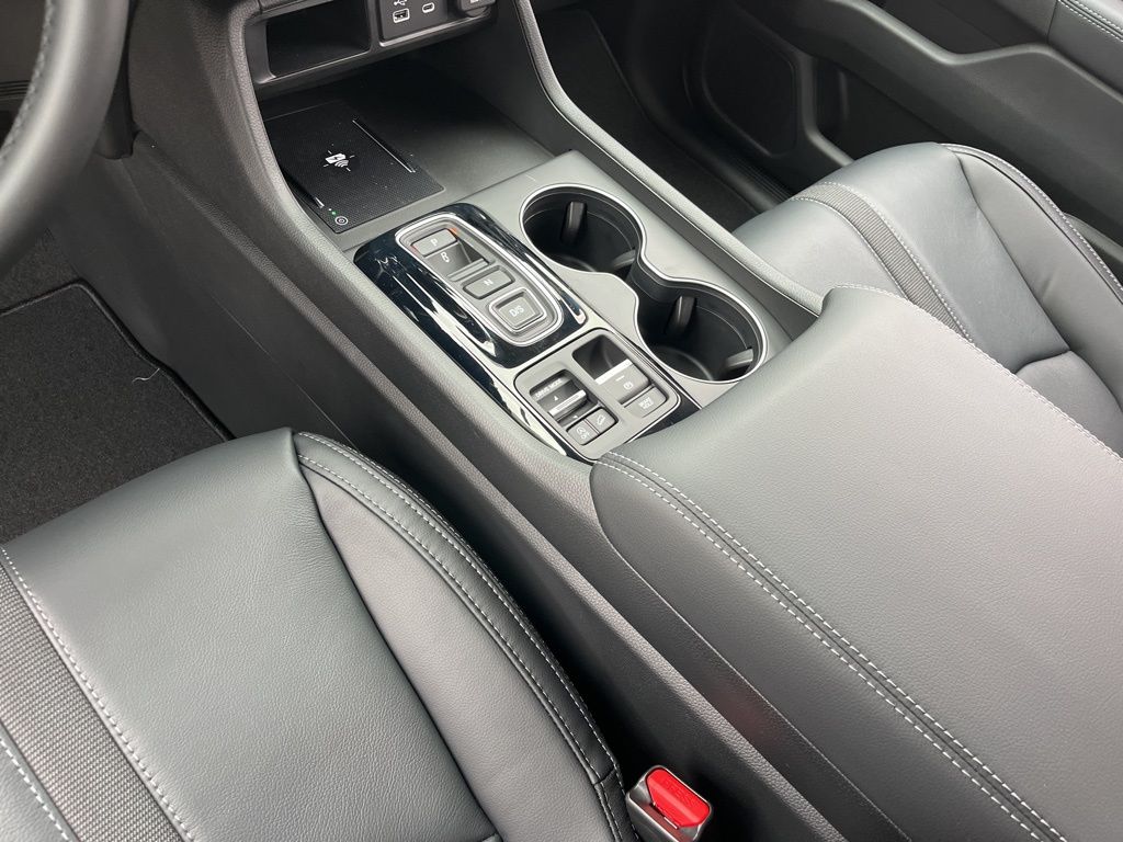 Thumbnail: 2025 Honda Pilot - 12