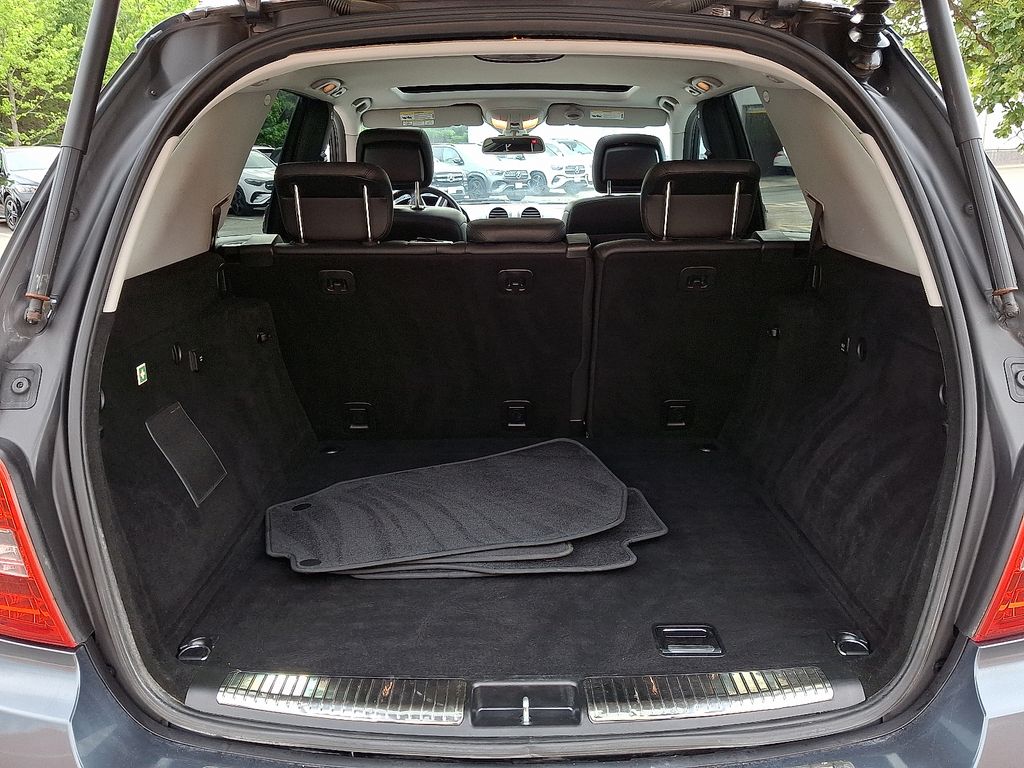Thumbnail: 2011 Mercedes-Benz M-Class - 30