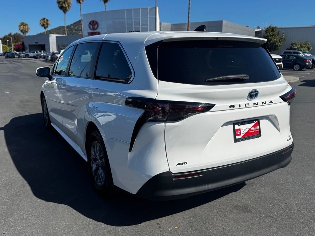 Used 2024 Toyota Sienna Van
