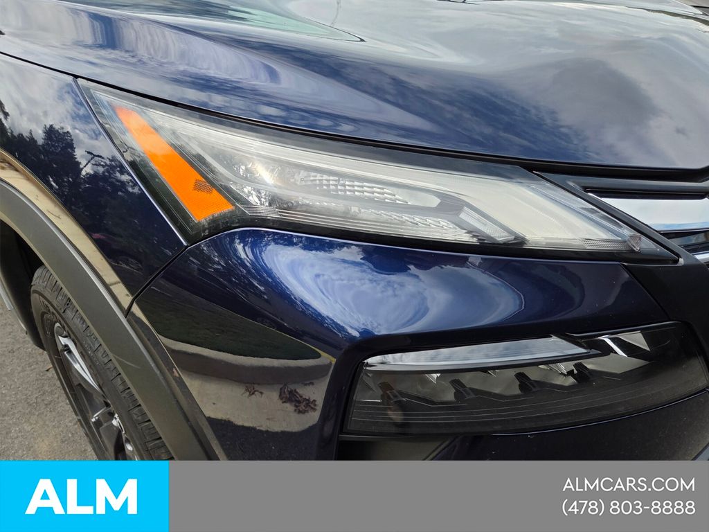 Used 2025 Blue Nissan SV image 22