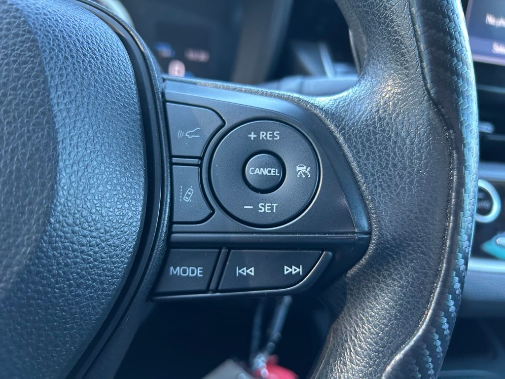 Thumbnail: 2022 Toyota Corolla - 18