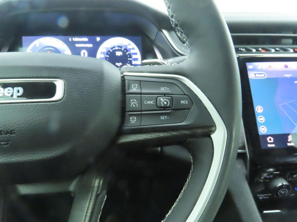 2023 Jeep Grand Cherokee L Limited Edition 12
