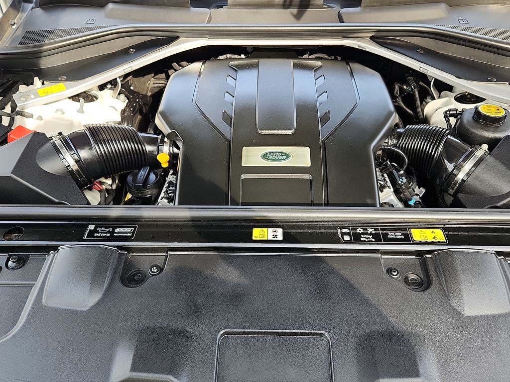 Thumbnail: 2023 Land Rover Range Rover - 29