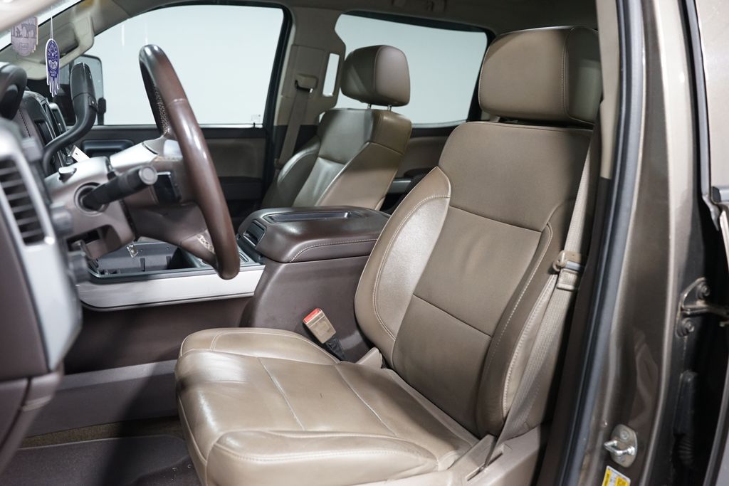Thumbnail: 2015 Chevrolet Silverado 2500 - 6