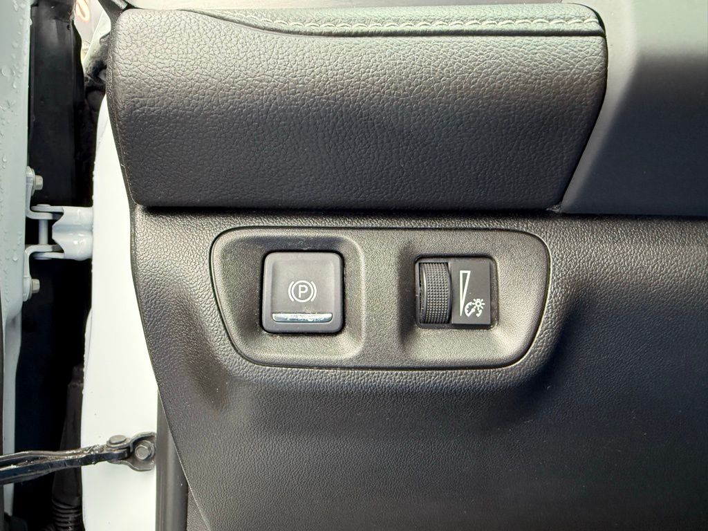 2023 GMC Acadia SLT - Photo 9