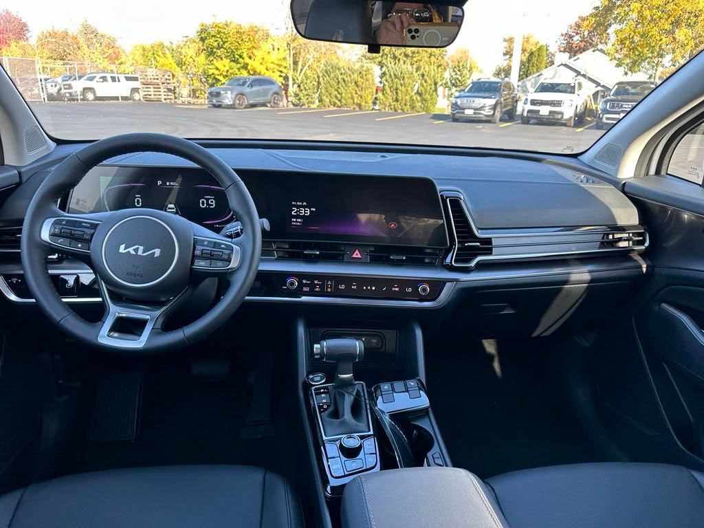 2025 Kia Sportage EX photo