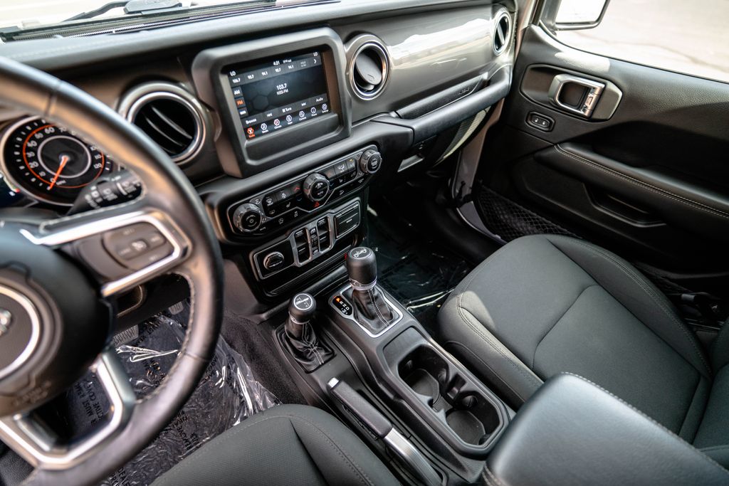 Used 2018 Jeep Wrangler SUV