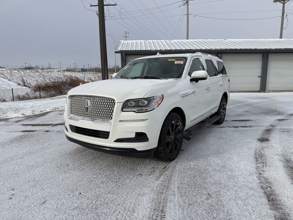 2022 Lincoln Navigator