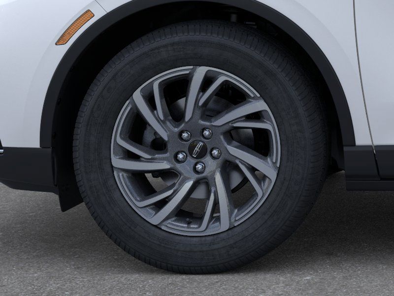 New 2025 White Lincoln Premiere image 19