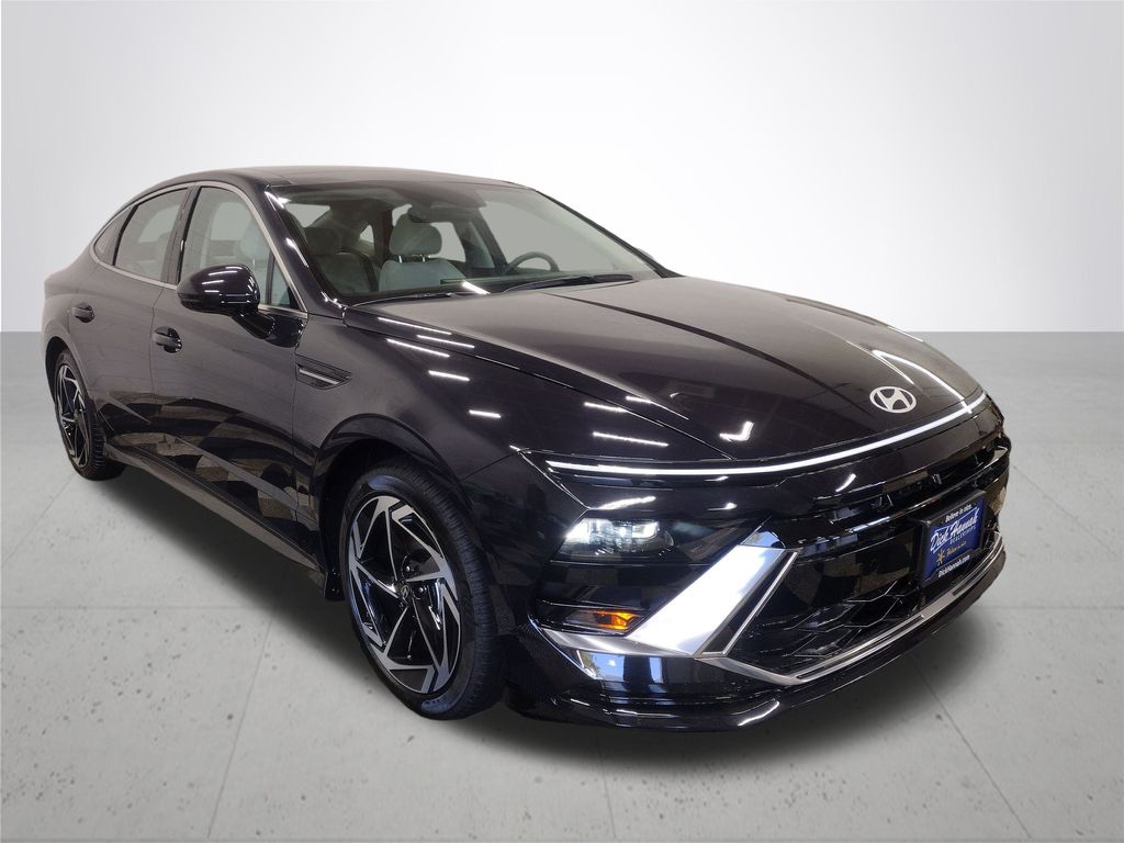 2025 Hyundai Sonata SEL Convenience photo 4