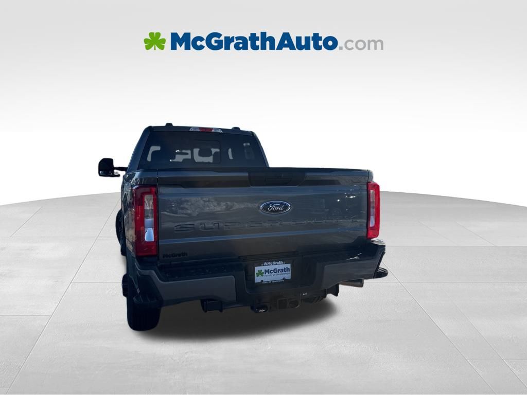 New 2026 Gray Ford XL image 5