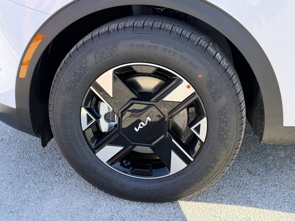 new 2026 Kia Sportage Hybrid car, priced at $31,412