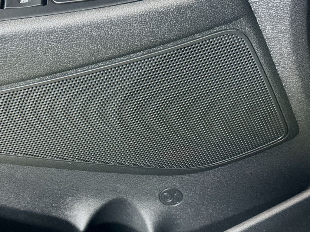 Thumbnail: 2020 Hyundai Tucson - 18