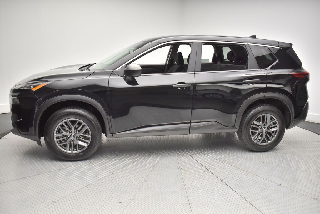 Thumbnail: 2023 Nissan Rogue - 8