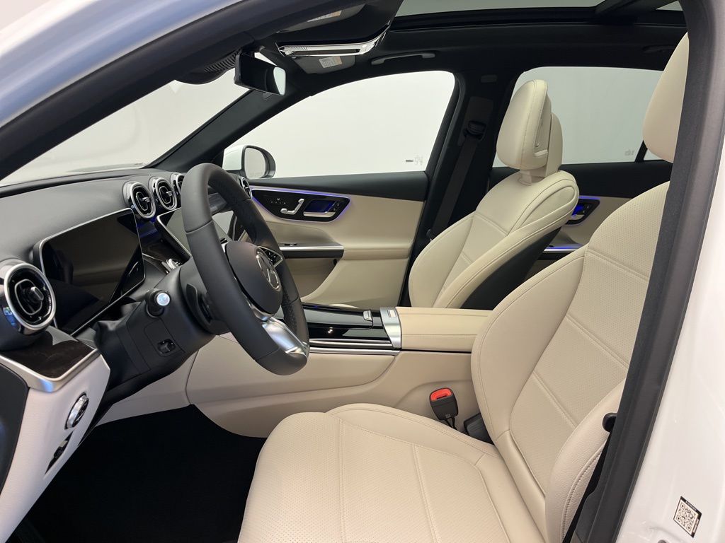 Thumbnail: 2026 Mercedes-Benz GLC - 12