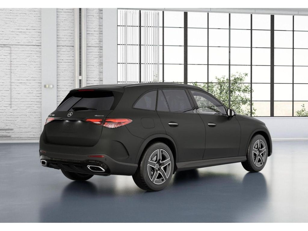 Thumbnail: 2026 Mercedes-Benz GLC - 21