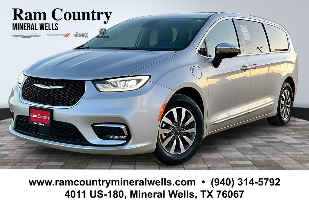 Silver Mist Clearcoat 2023 Chrysler Pacifica Hybrid Limited FWD Minivan Front-Wheel Drive Continuously Variable Transmission