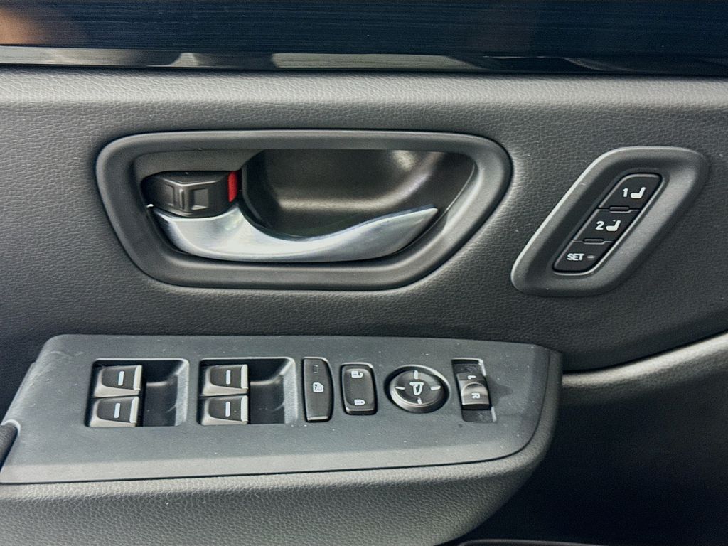 Used Car 2025 Honda Pilot  Touring For Sale Under $50,000 In Austin, Texas