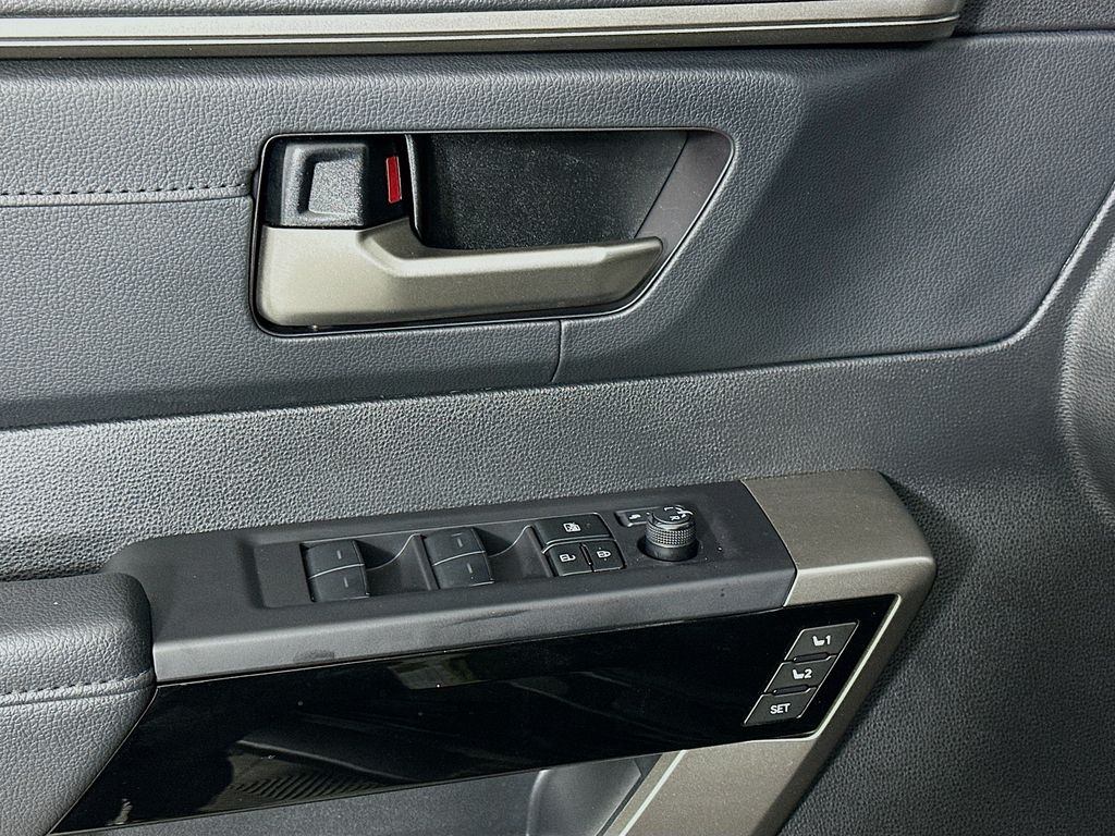 2024 Toyota Tundra Limited 17