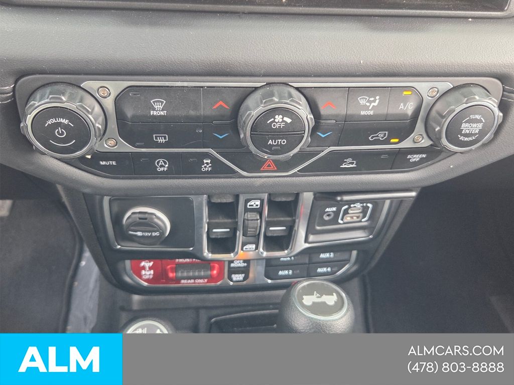 Used 2024 White Jeep Rubicon image 23