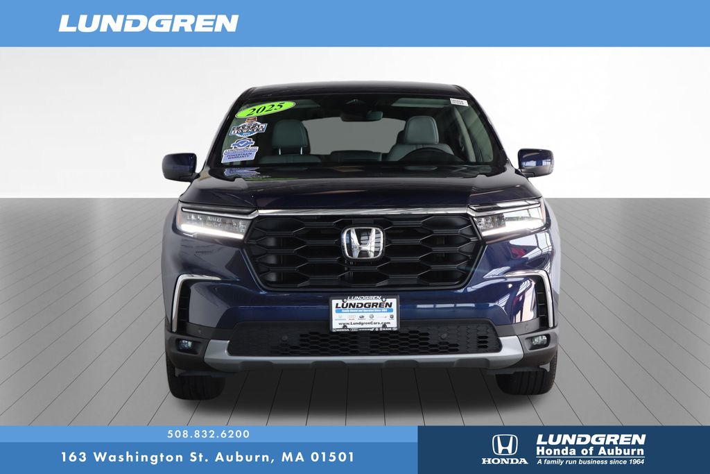Used 2025 Honda Pilot SUV